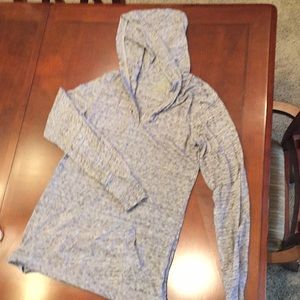 T-shirt weight hoodie